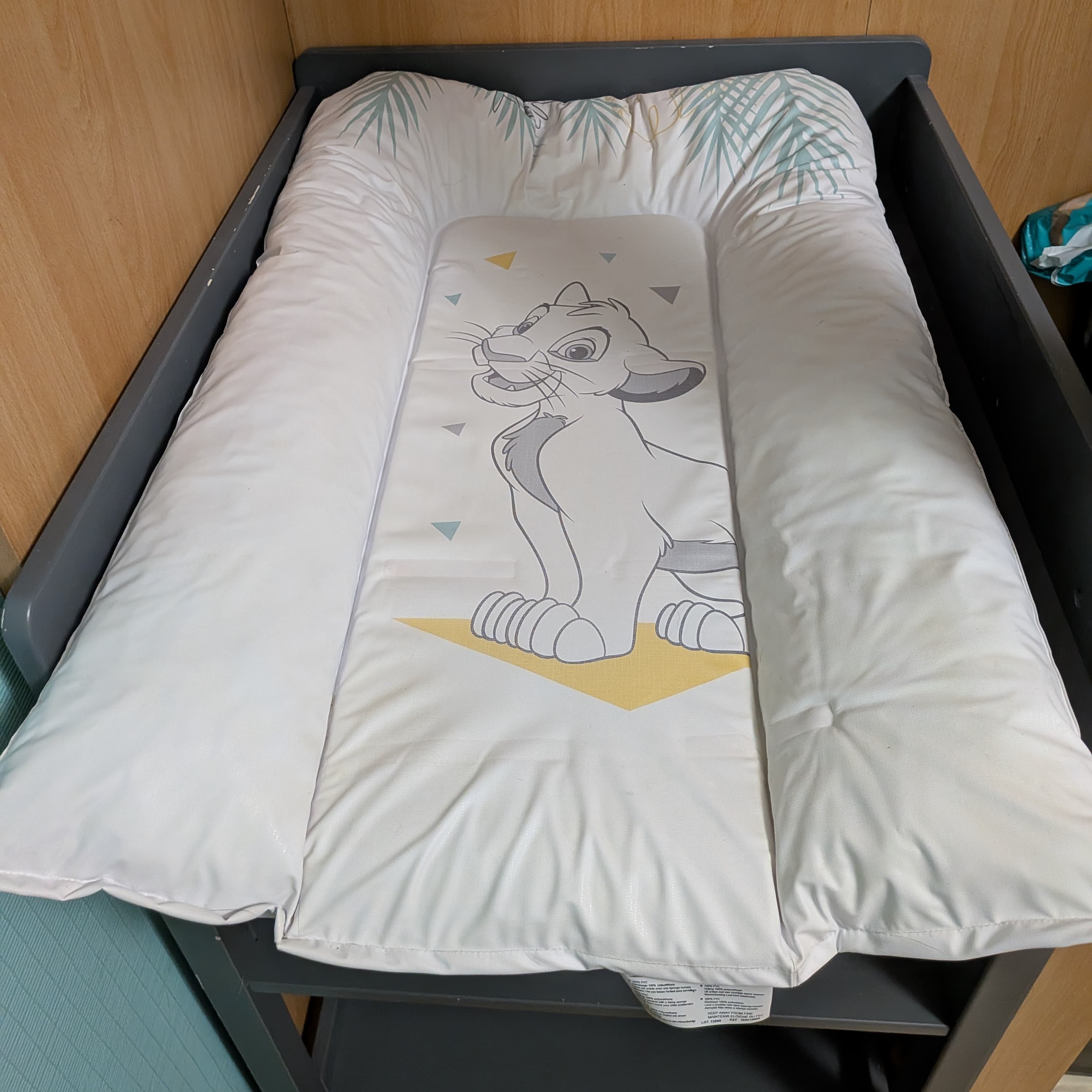 Grande table à langer et matelas Vertbaudet