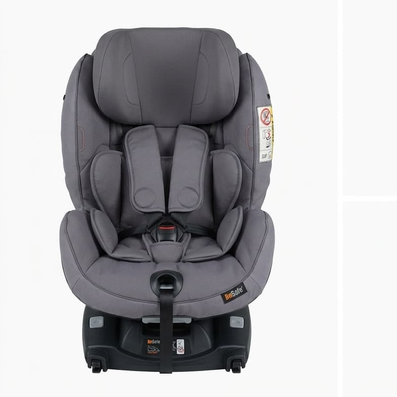 Klippan Kiss 2 Plus 2 und BeSafe iZi Combi X4 Isofix Dual - 4