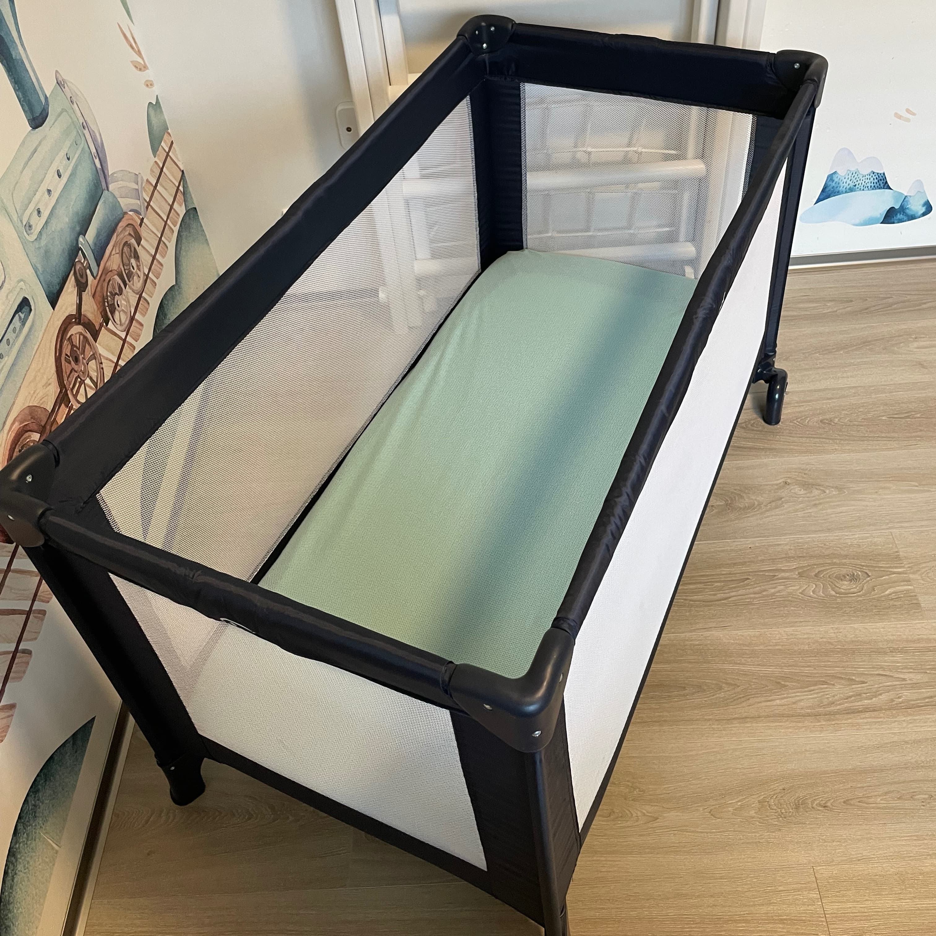 Dreambee Travel crib - 4