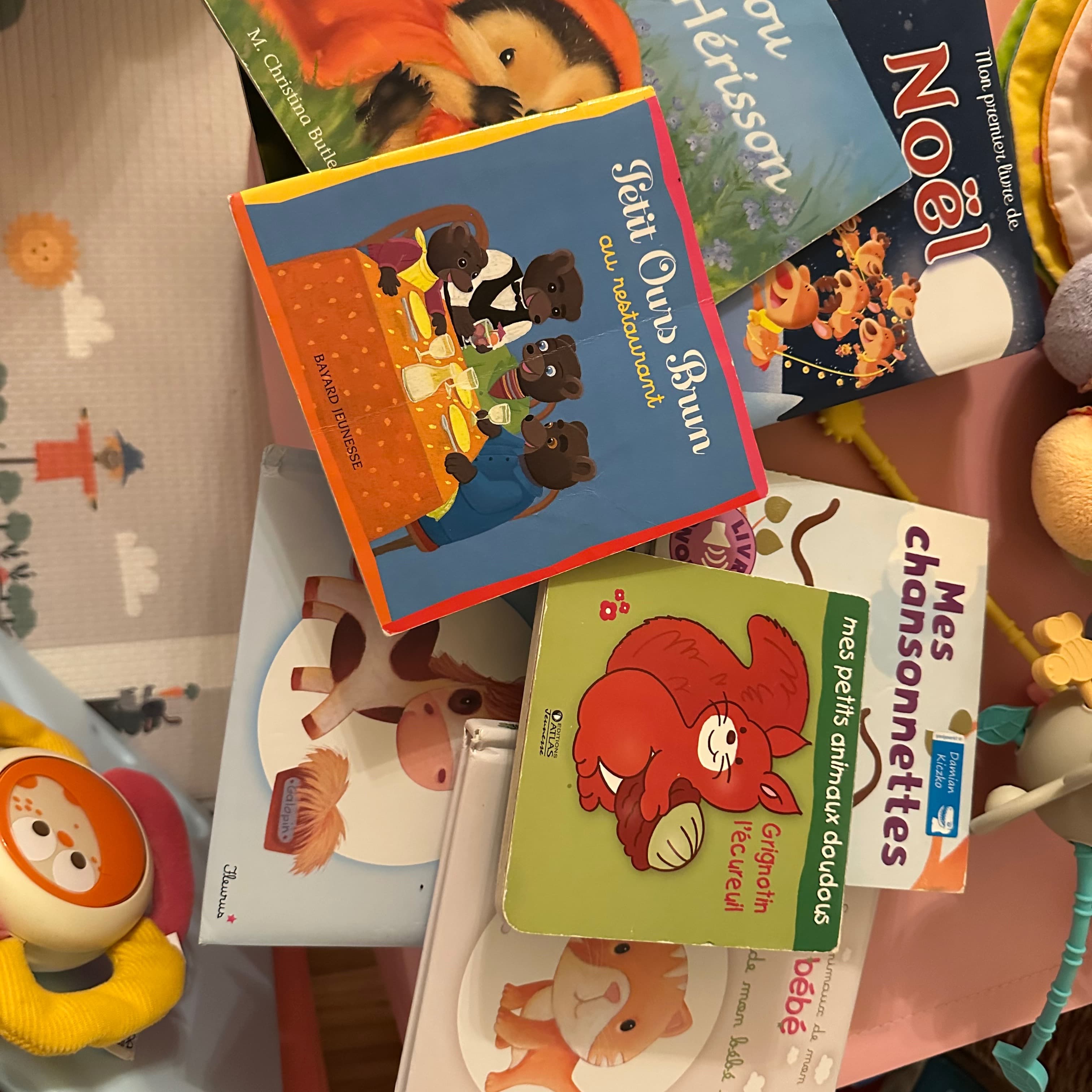 Set di 10 giocattoli/giochi tra cui scegliere (diversi esempi nelle foto). - 10
