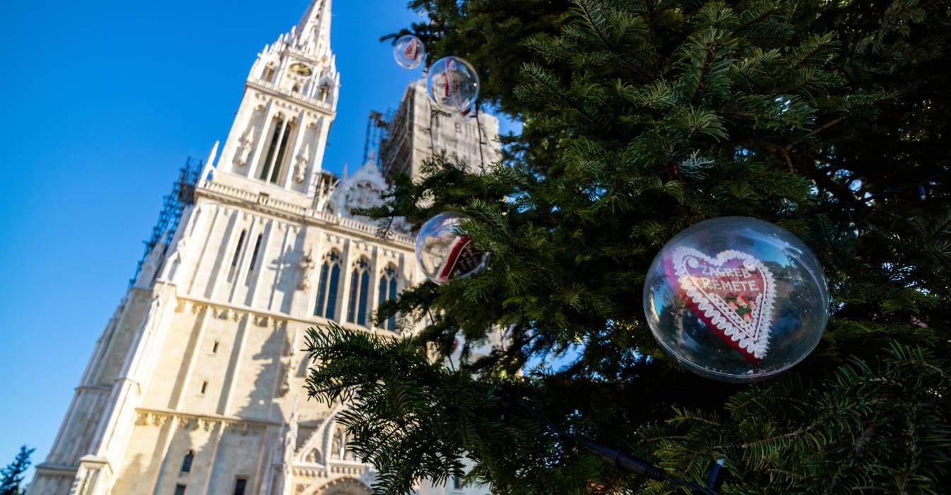 Navidad Mágica en Zagreb: Guía Familiar para Viajar con Niños Pequeños