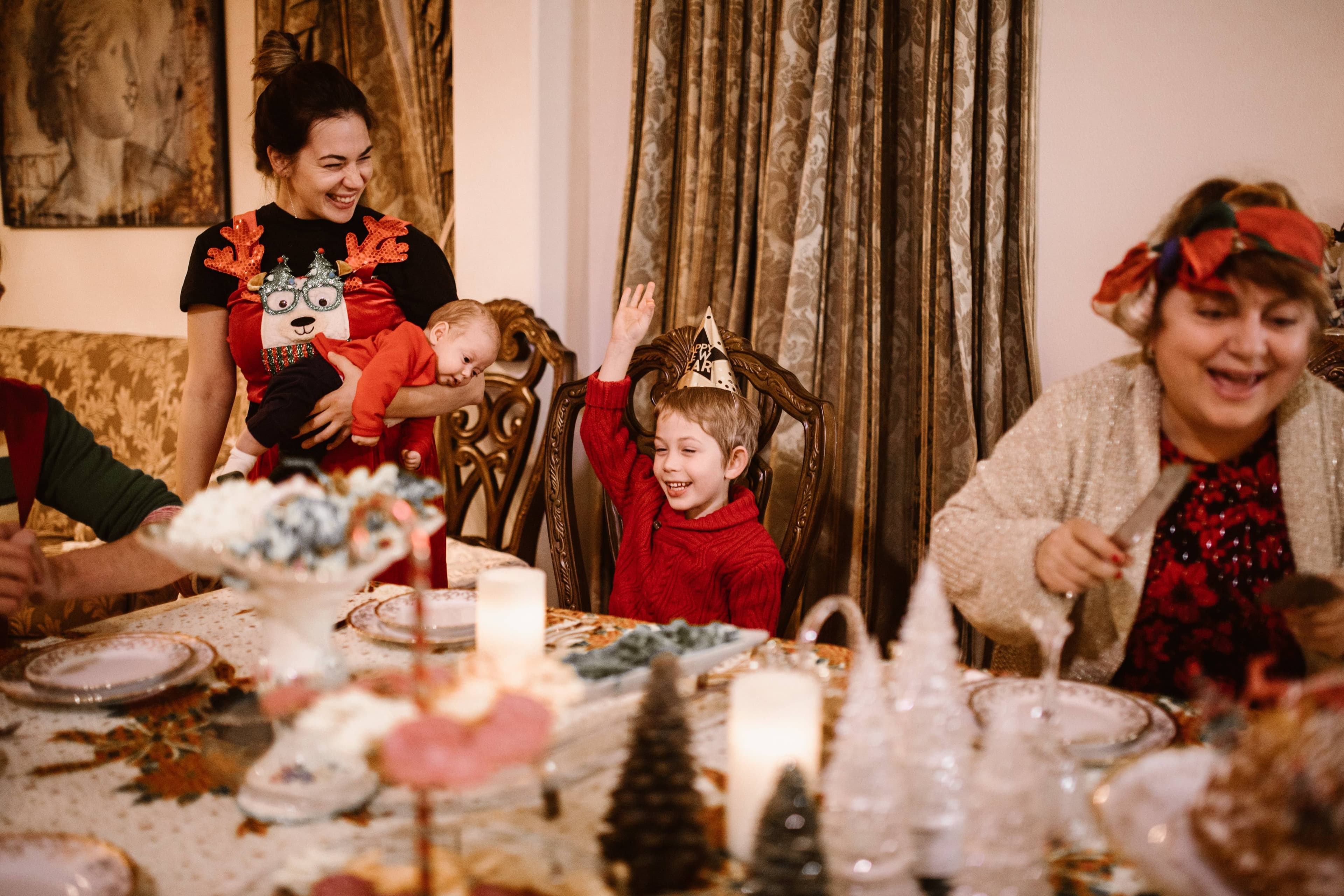 Por Qué los Niños Deberían Explorar Diferentes Tradiciones Navideñas