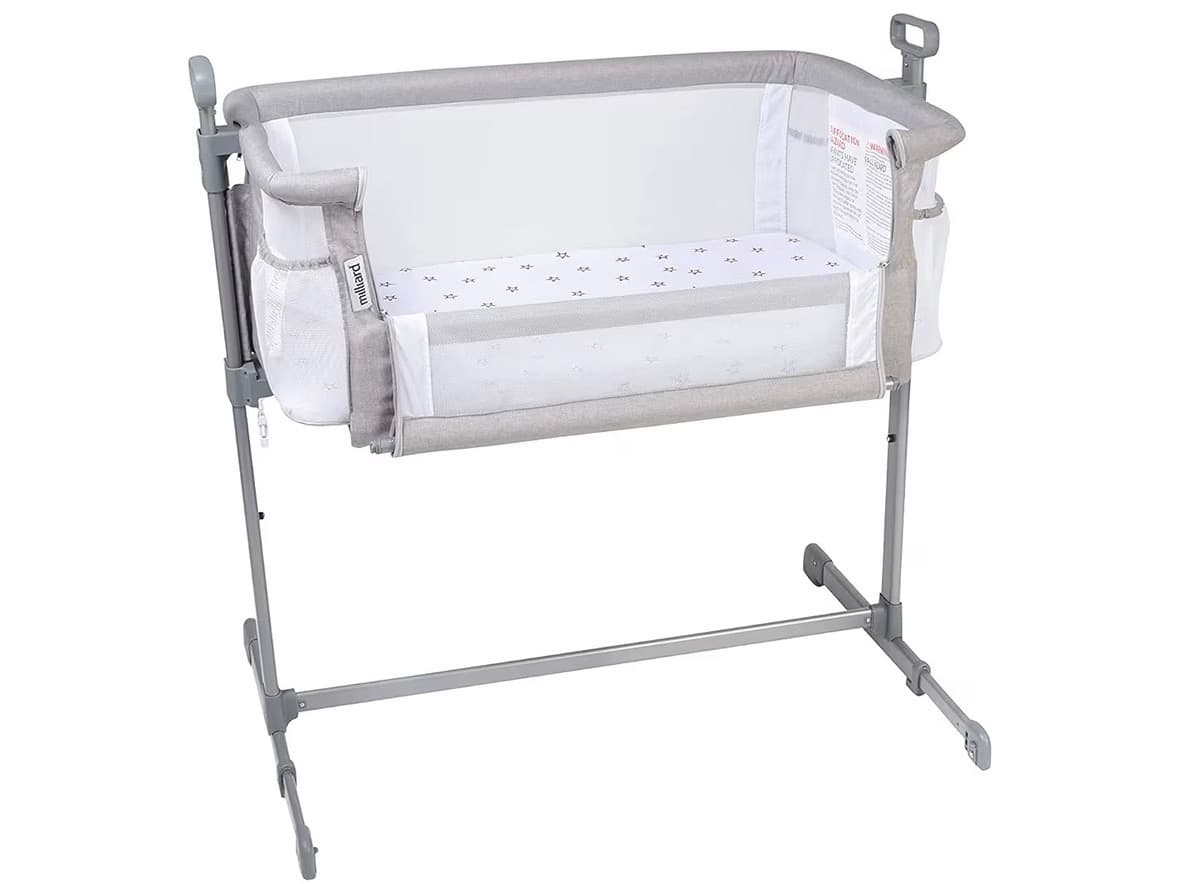 Culla per letto sul comodino