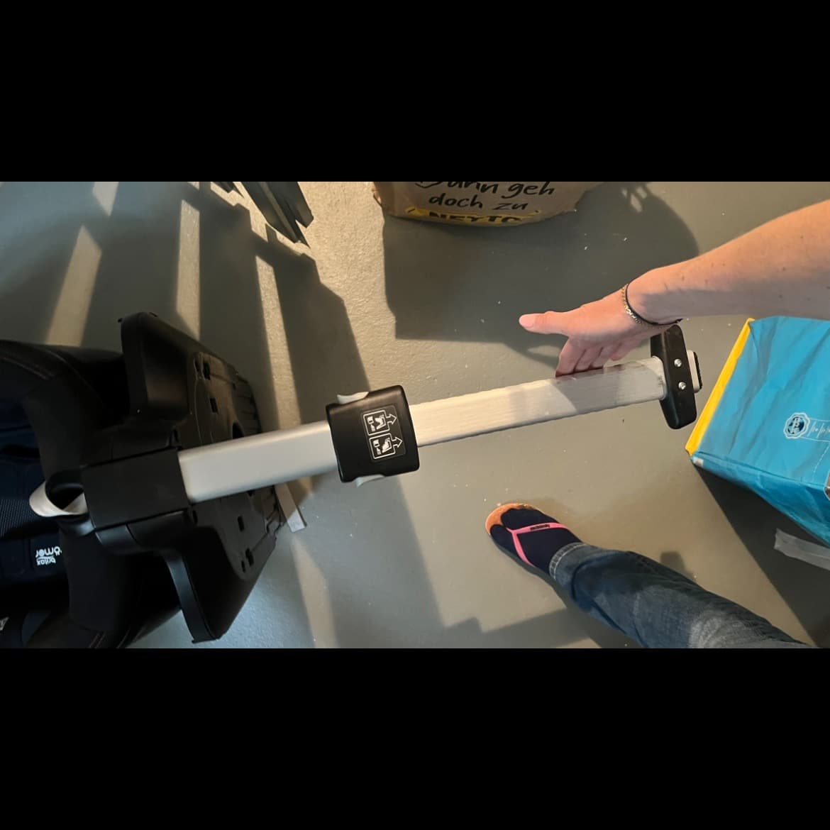 Britax Römer: Dualfix Mi-Size Cool Flow Black - 5