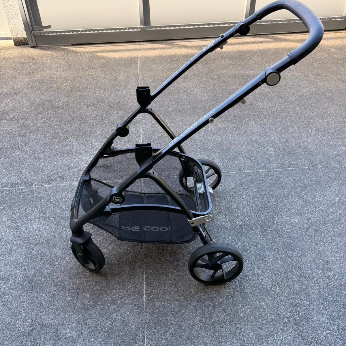 Passeggino 2 vie - 2