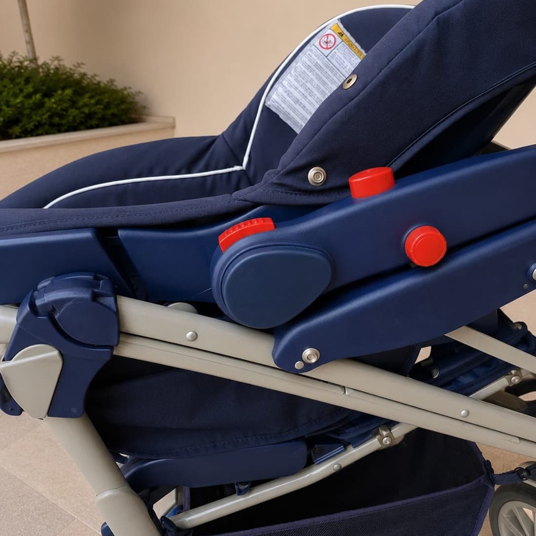 Poussette Chicco + lit bébé + base auto 💙 - 8