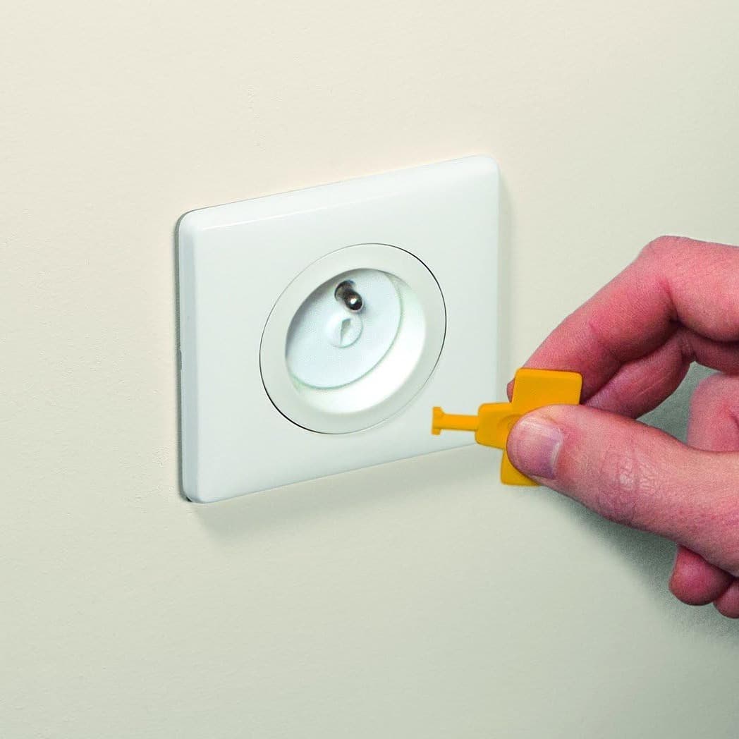Coperture a prova di bambino per prese elettriche - 2