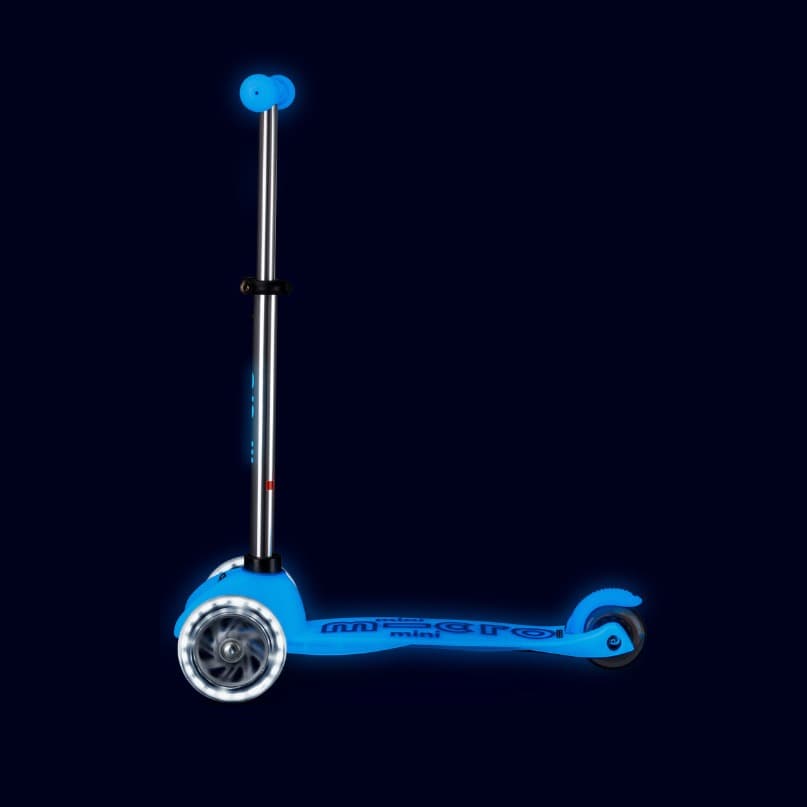 Mini Micro Deluxe Glow LED + Micro Helmet Panda Size Small (48 - 53cm) - 4