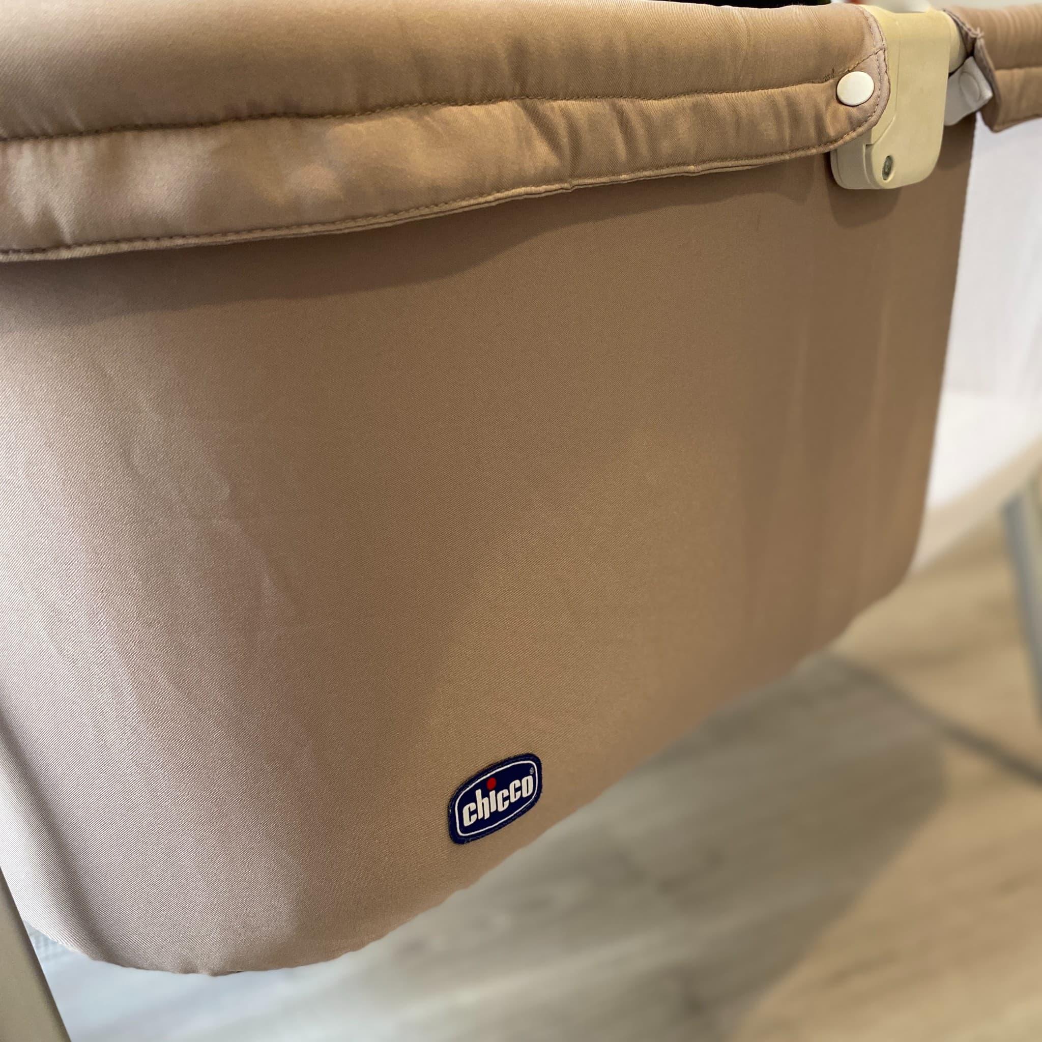 Chicco Tragbares Reisebassinet - 4