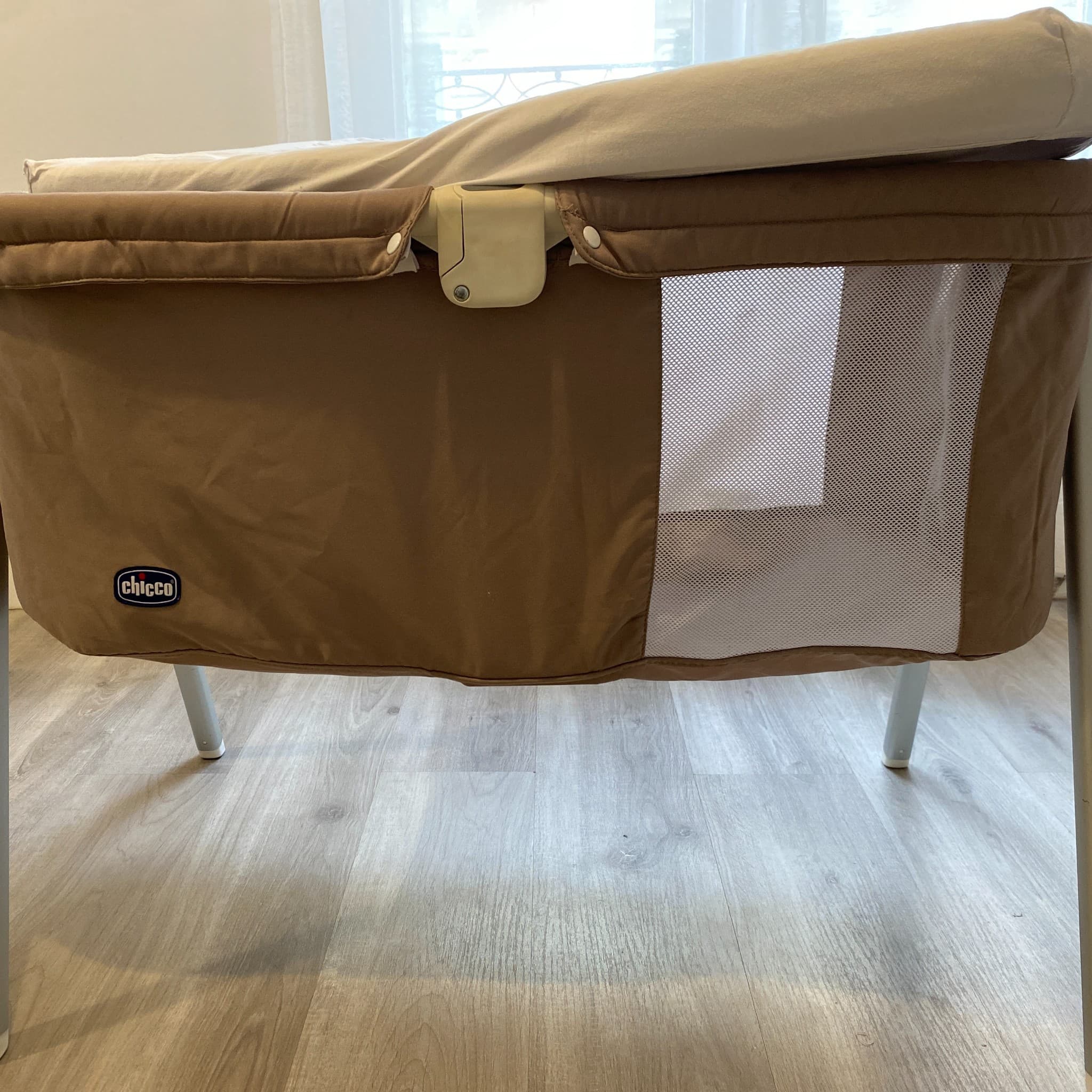 Chicco Tragbares Reisebassinet - 6