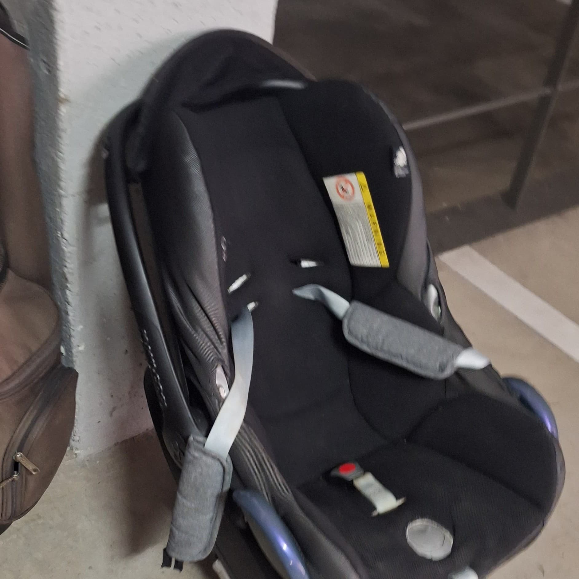 Maxi-Cosi CabrioFix - 2