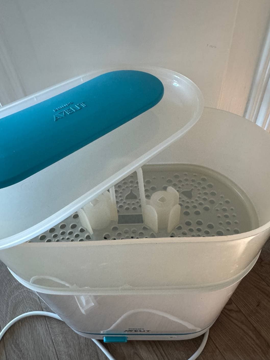 Stérilisateur à vapeur pour biberons, sucettes, etc. - Philips Avent - Avec prise EUR - 3