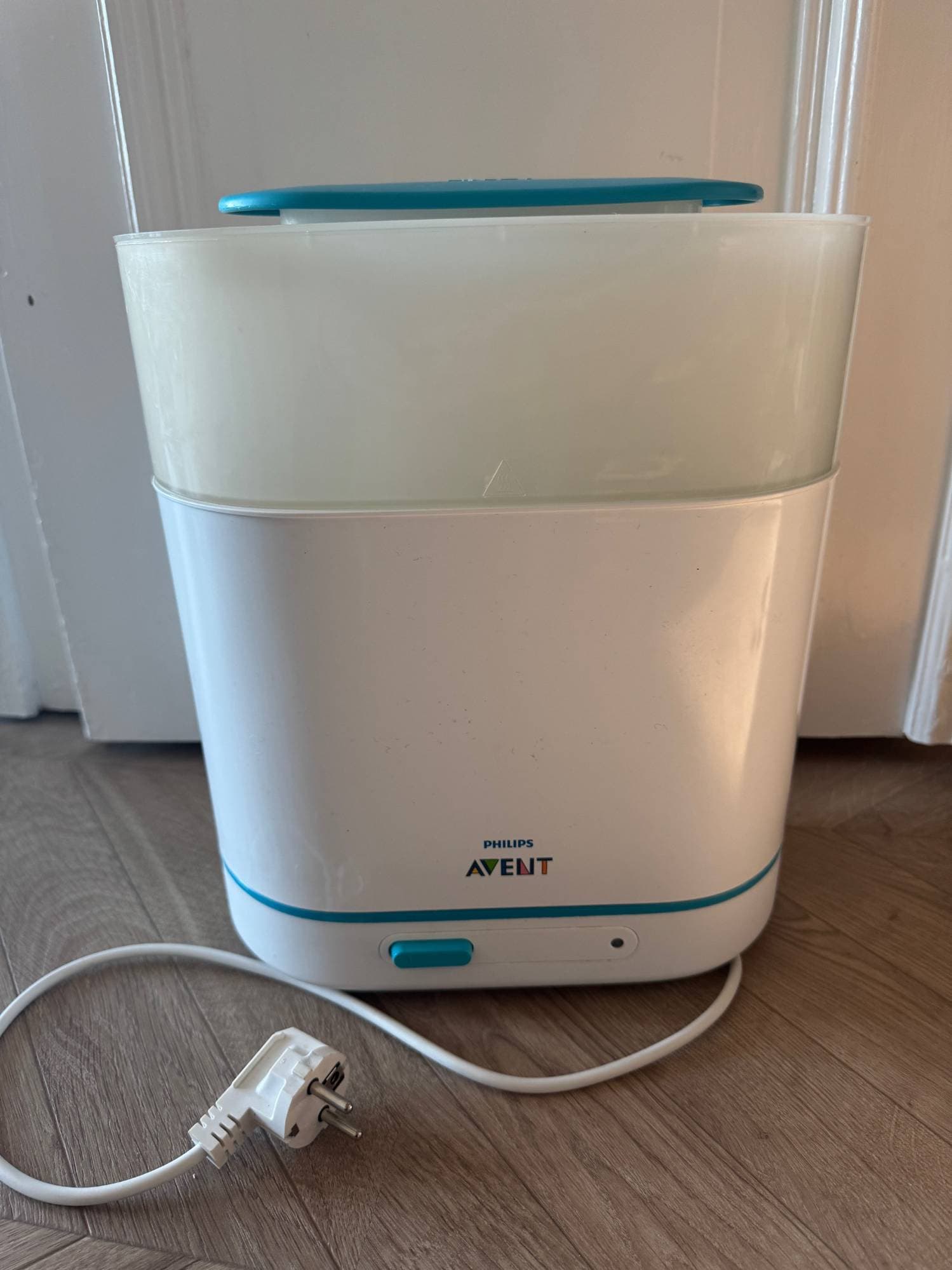 Stérilisateur à vapeur pour biberons, sucettes, etc. - Philips Avent - Avec prise EUR - 4