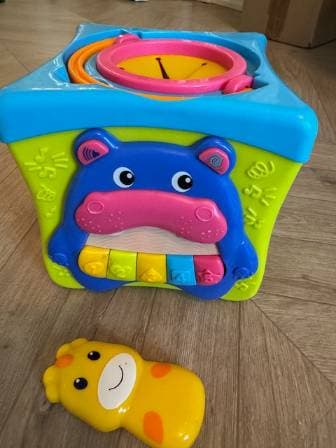Activity cube with shapes, music, sounds, buttons - 3